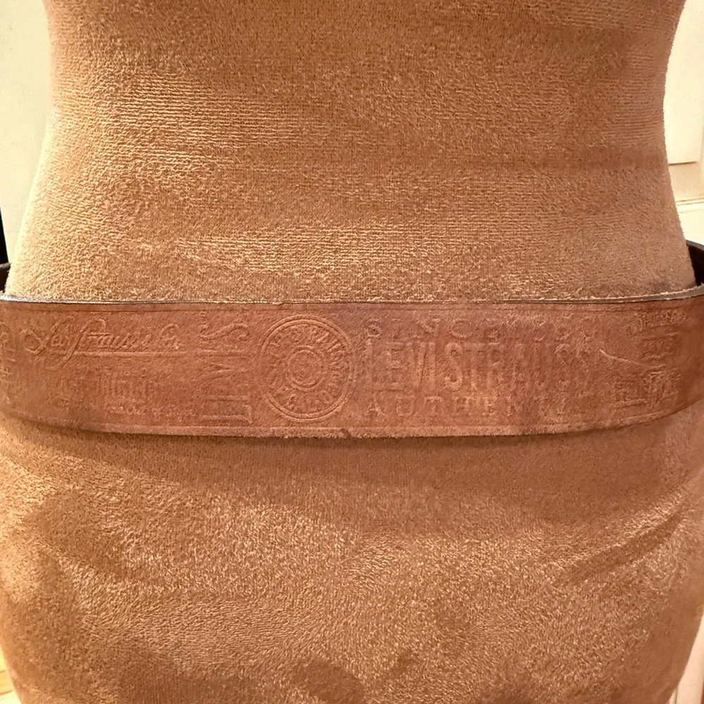Levi's Brown Leather Belt All Over Logo Distressed Buckle